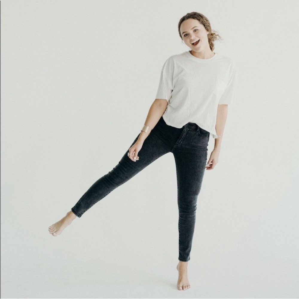 CJLA Miller black high waisted charcoal wash skinny jeans size 13
